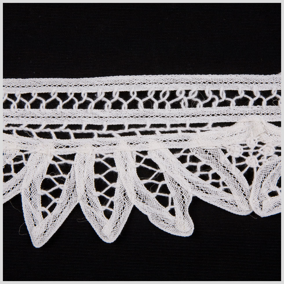 3″ White Lace 3″ White Lace