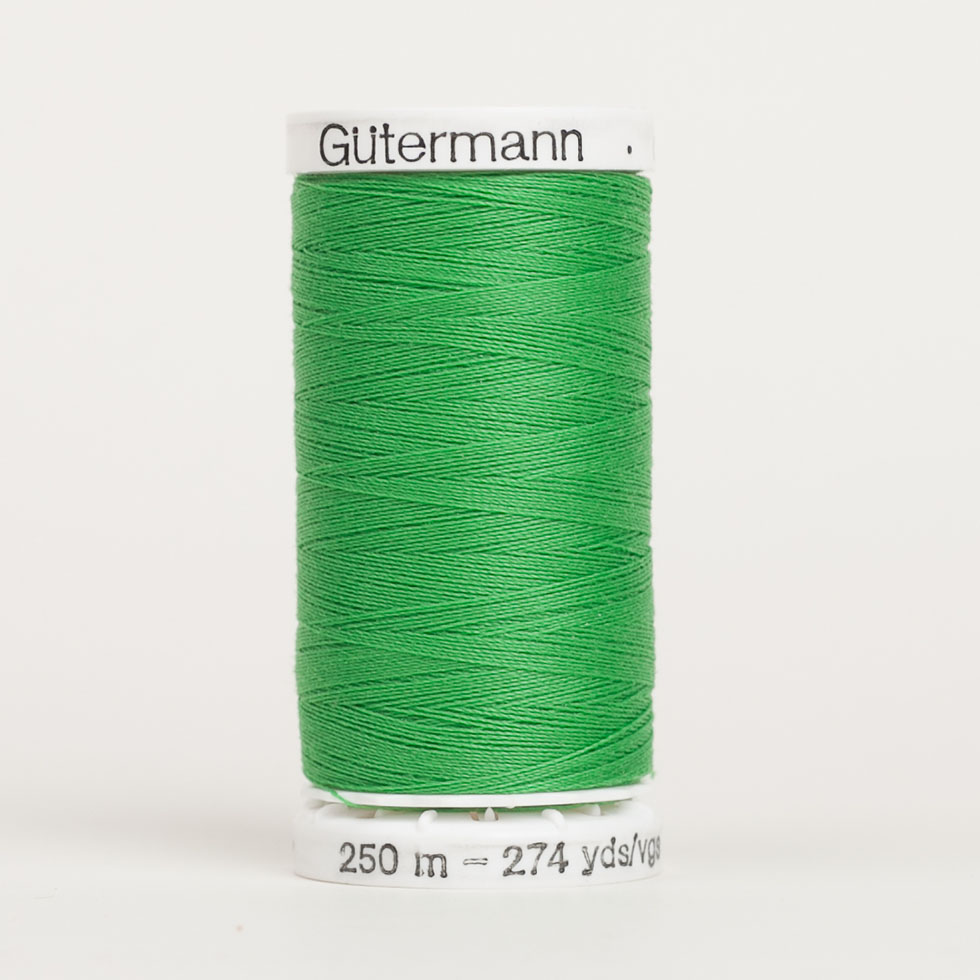 Gutermann Sew All Thread 250m – 720 Bright Green Gutermann Sew All Thread 250m – 720 Bright Green