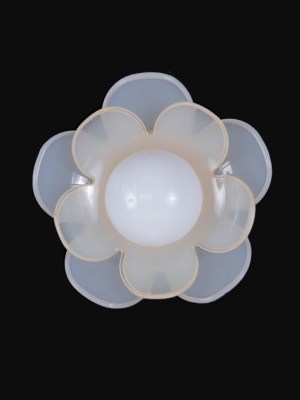 Italian Ivory Floral Shank-Back Button – 40L/25.5mm Italian Ivory Floral Shank-Back Button – 40L/25.5mm