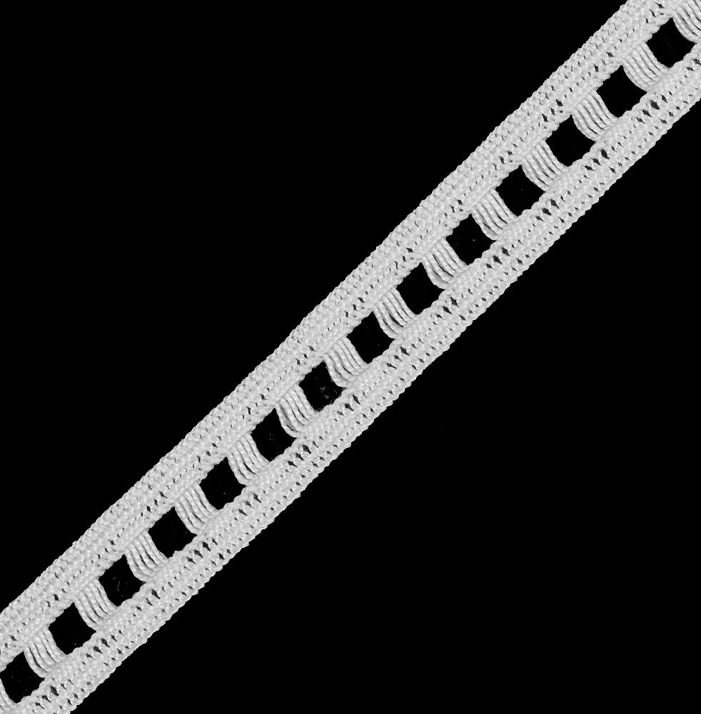 European Off-White Ladder Crochet Cotton Trimming - 11/16"