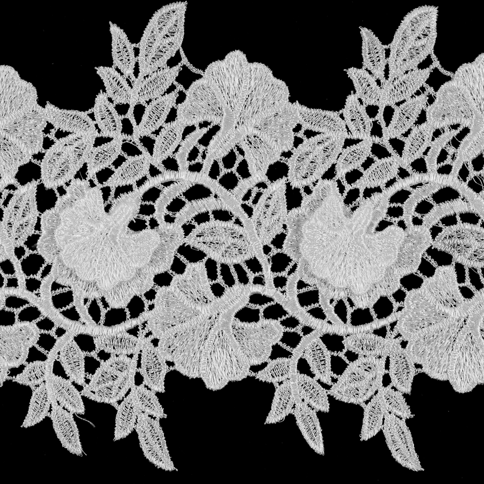 4" Metallic White 3D Floral Lace Trim