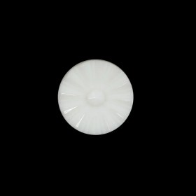Italian Ivory Floral Nylon Button – 24L/15mm Italian Ivory Floral Nylon Button – 24L/15mm