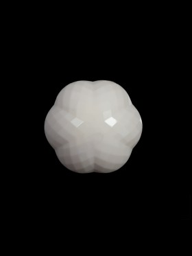 Italian Beige Floral Beveled Shank Back Button – 22L/14mm Italian Beige Floral Beveled Shank Back Button – 22L/14mm