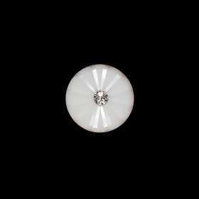 Italian Beige Floral Nylon Button with Rhinestone Center – 20L/12.5mm Italian Beige Floral Nylon Button with Rhinestone Center – 20L/12.5mm