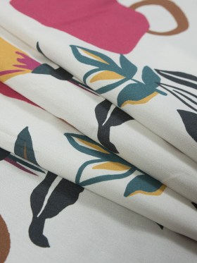 Cotton Poplin – Pink Sorbet Shapes and Flowers – Midnight Swing Print – Mood Exclusive Avenable Collection Cotton Poplin – Pink Sorbet Shapes and Flowers – Midnight Swing Print – Mood Exclusive Avenable Collection