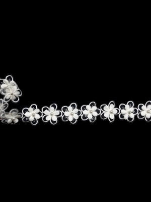 3D Ivory Embroidered Organza Floral Pearl Trim – 1.5″ 3D Ivory Embroidered Organza Floral Pearl Trim – 1.5″
