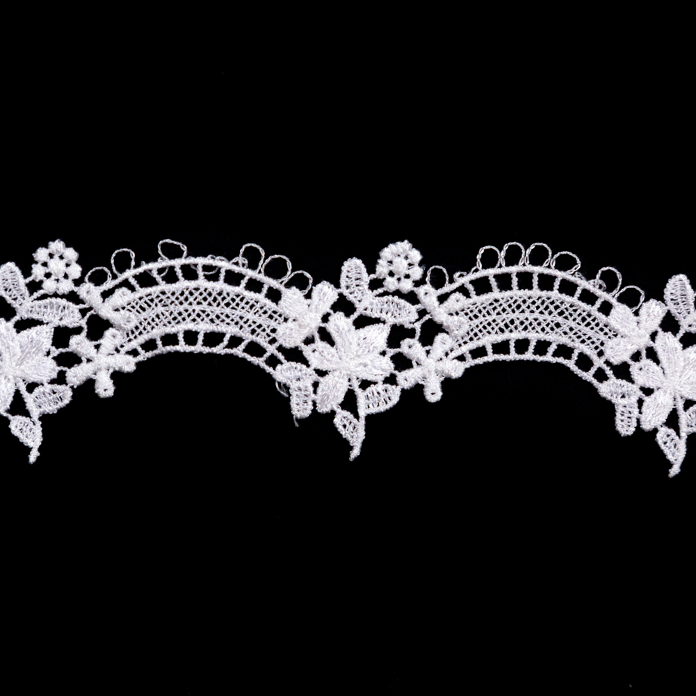 Fancy White Floral Scalloped Venise Lace Trim - 1.5"