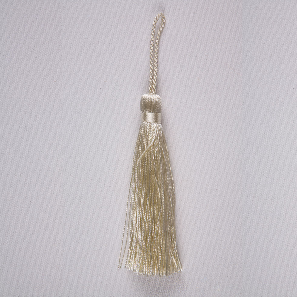 3.5″ Ivory Basic Tassel 3.5″ Ivory Basic Tassel