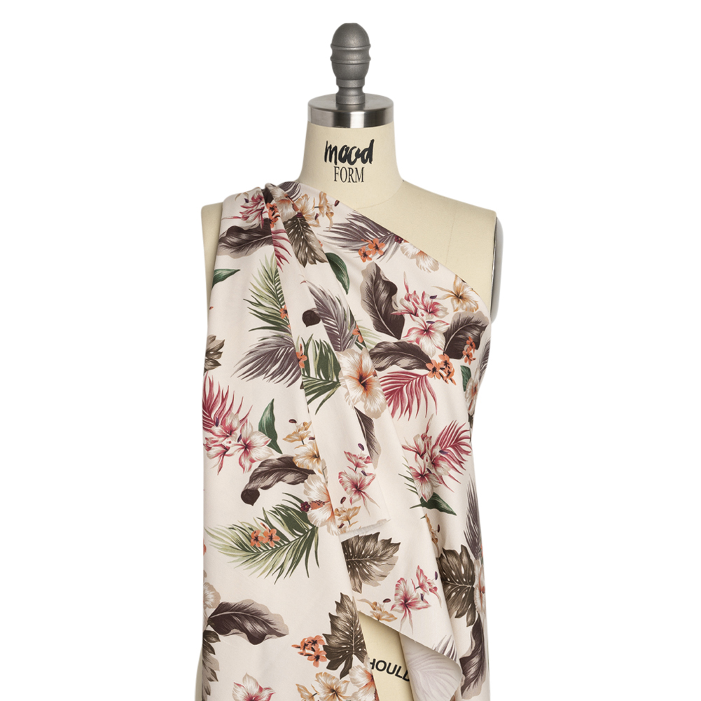 Mood Exclusive Ivory Hibiscus Holiday Stretch Cotton Twill Mood Exclusive Ivory Hibiscus Holiday Stretch Cotton Twill