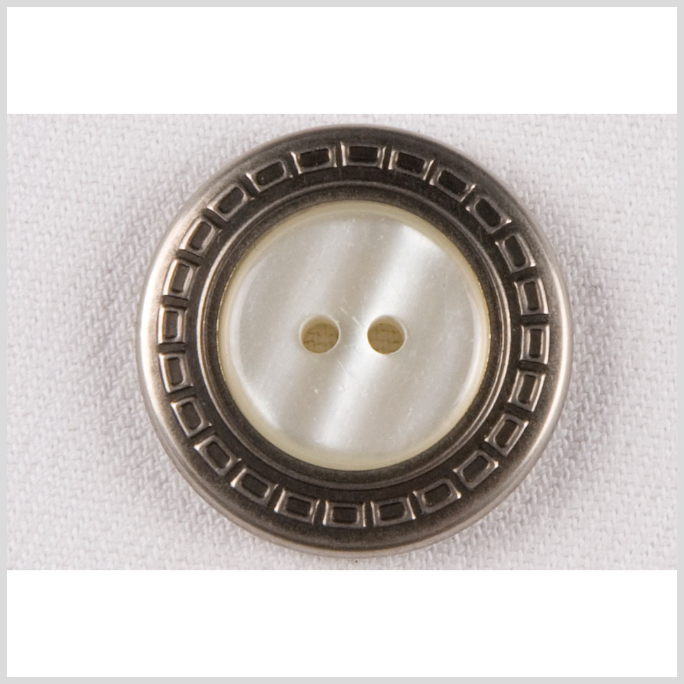 Silver Metal Coat Button – 44L/28mm Silver Metal Coat Button – 44L/28mm
