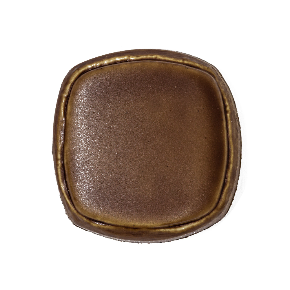 Weathered Honey Brown Leather-Look Shank-Back Molded Plastic Button – 48L/30.5mm Weathered Honey Brown Leather-Look Shank-Back Molded Plastic Button – 48L/30.5mm