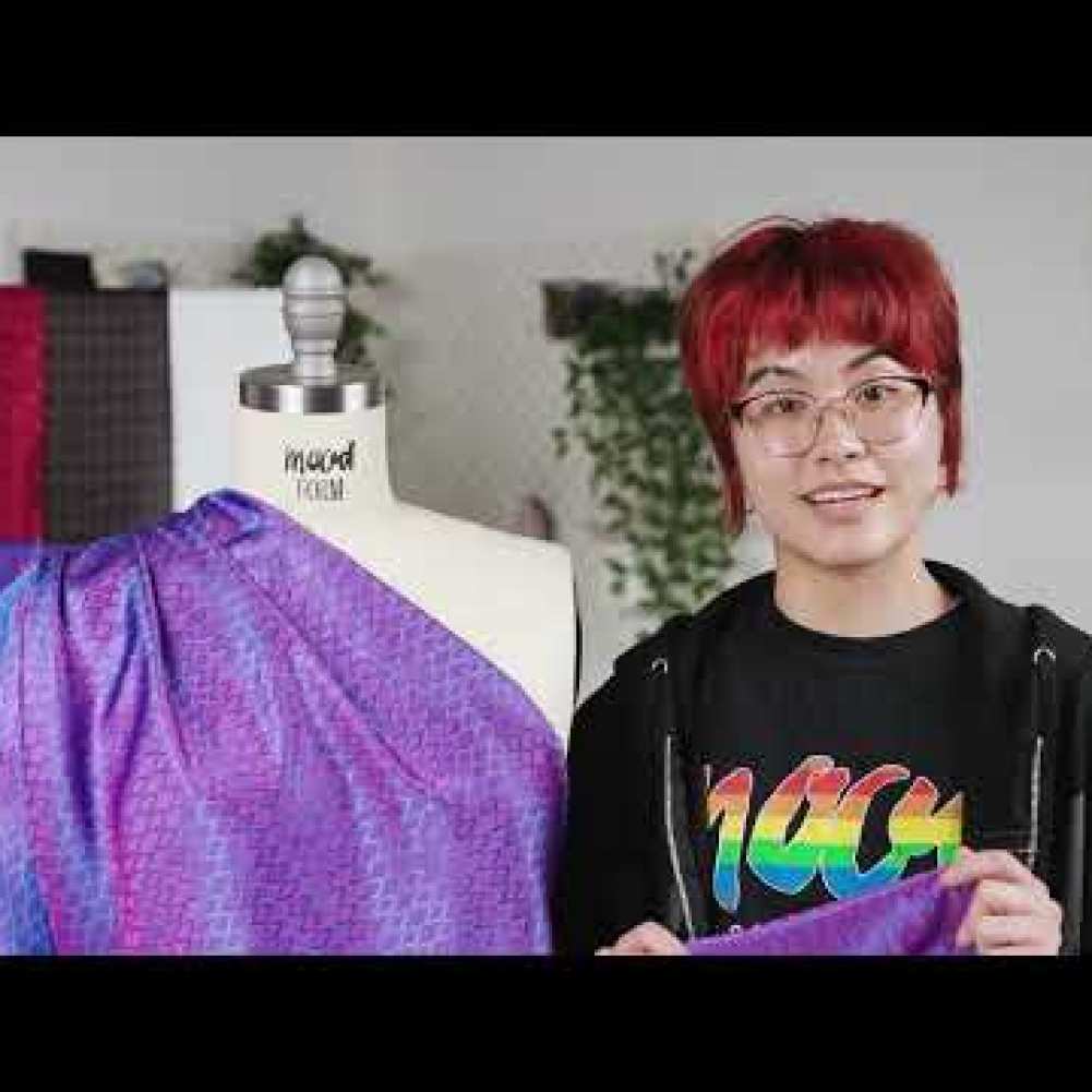 White Tonal Small Triangles Jacquard Lining White Tonal Small Triangles Jacquard Lining