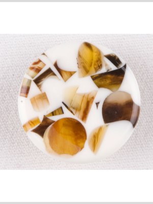White/Amber Plastic Button – 36L/23mm White/Amber Plastic Button – 36L/23mm