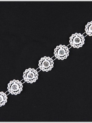 White/Crystal Plastic & Glass White/Crystal Plastic & Glass