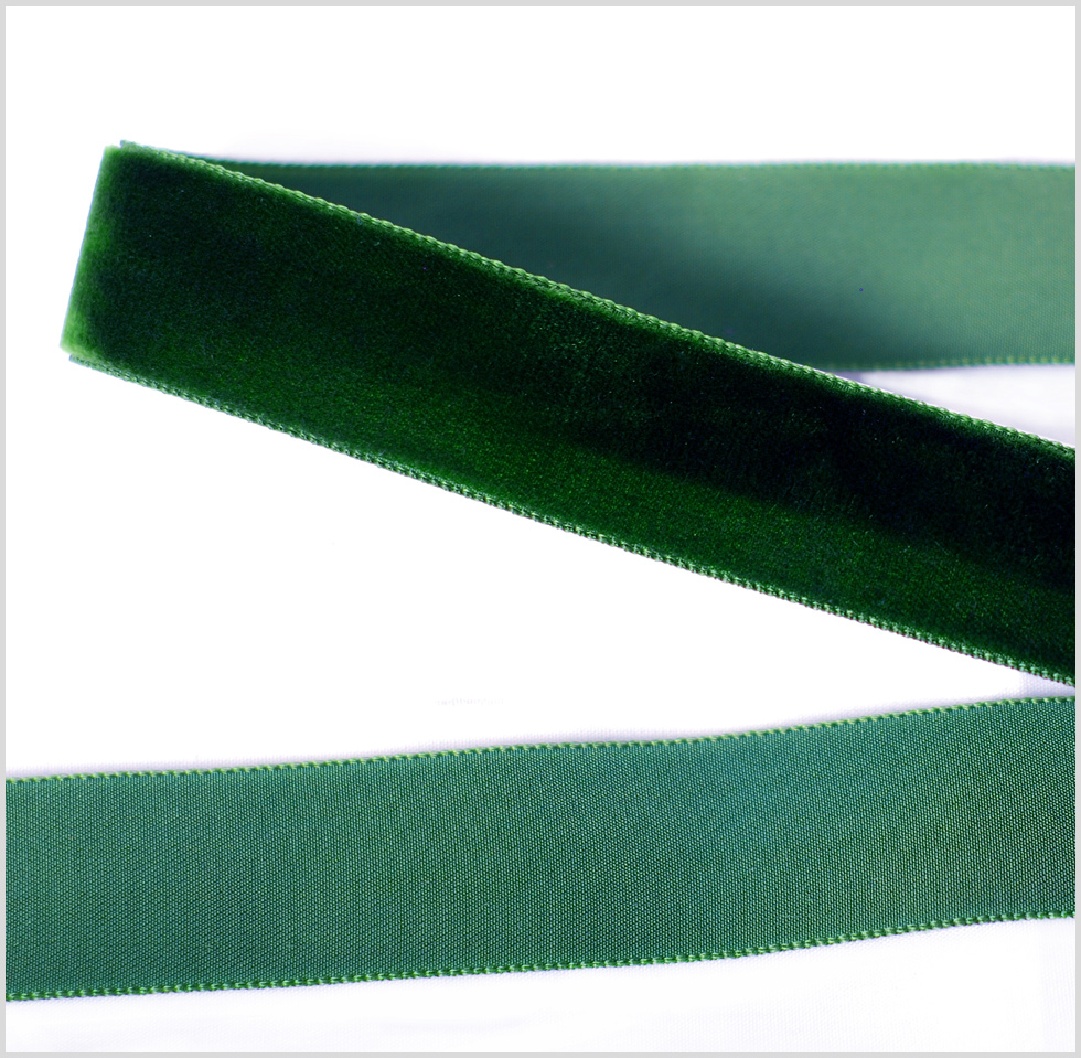 Midnight Green Single Face Velvet Ribbon – 0.875″ Midnight Green Single Face Velvet Ribbon – 0.875″
