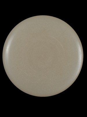 Beige Plastic Shank-Back Button – 44L/28mm Beige Plastic Shank-Back Button – 44L/28mm