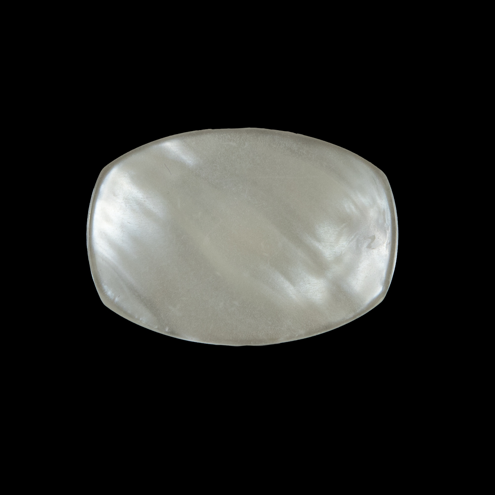 Ivory Iridescent Plastic Button – 40L/25.5mm Ivory Iridescent Plastic Button – 40L/25.5mm