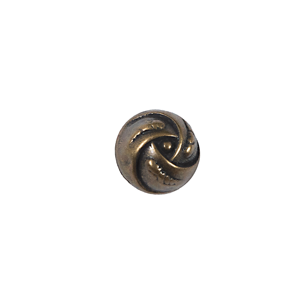 Antique Gold Etched Dome-Shaped Metal Button – 18L/11.5mm Antique Gold Etched Dome-Shaped Metal Button – 18L/11.5mm