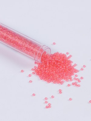 Salmon Iridescent Czech Seed Beads – Size 10 Salmon Iridescent Czech Seed Beads – Size 10