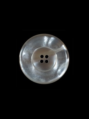 Beige Iridescent Plastic Button – 28L/18mm Beige Iridescent Plastic Button – 28L/18mm