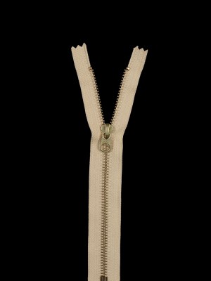 Metal Closed Bottom Zipper with Gold Teeth 8″ – Warm Beige Metal Closed Bottom Zipper with Gold Teeth 8″ – Warm Beige