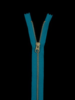 Metal Closed Bottom Zipper with Gold Teeth 9″ – Turquoise Metal Closed Bottom Zipper with Gold Teeth 9″ – Turquoise