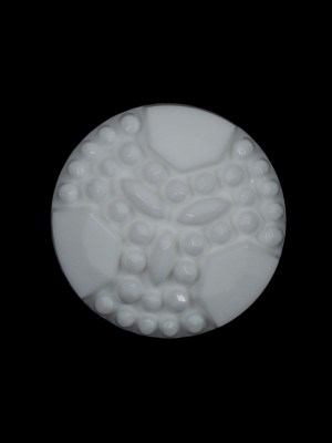 White Floral Plastic Shank-Back Button – 36L/23mm White Floral Plastic Shank-Back Button – 36L/23mm
