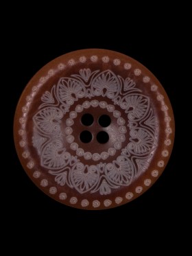 Italian Brown and White Etched Plastic Button – 40L/25.5mm Italian Brown and White Etched Plastic Button – 40L/25.5mm