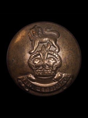 Antique Gold Metal Crest Shank Back Button – 40L/25.5mm Antique Gold Metal Crest Shank Back Button – 40L/25.5mm