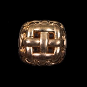 Gold Plastic Basketwoven Shank Back Button – 34L/21.5mm Gold Plastic Basketwoven Shank Back Button – 34L/21.5mm