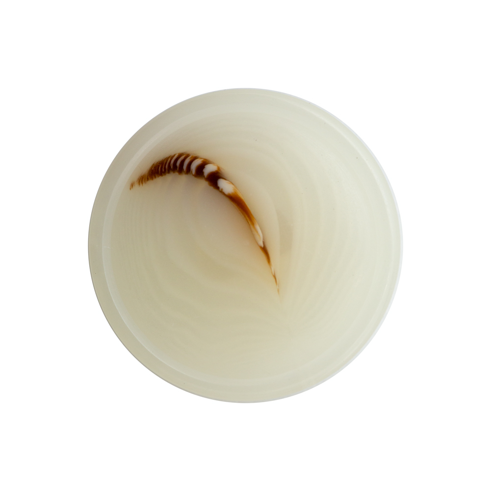 Cream and Brown Horn Shank Back Button – 40L/25.5mm Cream and Brown Horn Shank Back Button – 40L/25.5mm