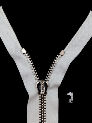Mood Exclusive Italian White and Silver T8 Open End Metal Zipper – 27.5″ Mood Exclusive Italian White and Silver T8 Open End Metal Zipper – 27.5″