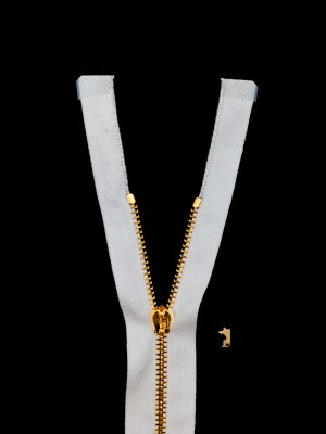 Mood Exclusive Italian Off-White and Gold T3 Open End Metal Zipper – 27.5″ Mood Exclusive Italian Off-White and Gold T3 Open End Metal Zipper – 27.5″