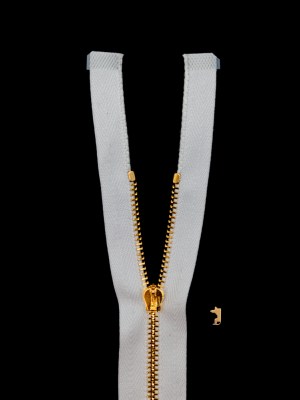 Mood Exclusive Italian White and Gold T3 Open End Metal Zipper – 27.5″ Mood Exclusive Italian White and Gold T3 Open End Metal Zipper – 27.5″