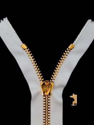 Mood Exclusive Italian White and Gold T8 Closed End Metal Zipper – 9″ Mood Exclusive Italian White and Gold T8 Closed End Metal Zipper – 9″