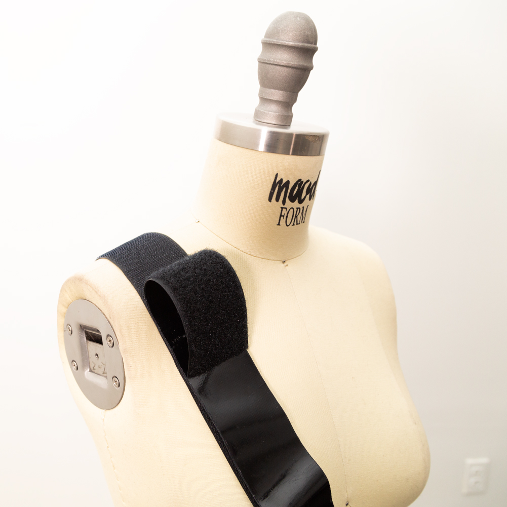 Black Sticky Back VELCRO® Brand Fastener – 2″ Black Sticky Back VELCRO® Brand Fastener – 2″