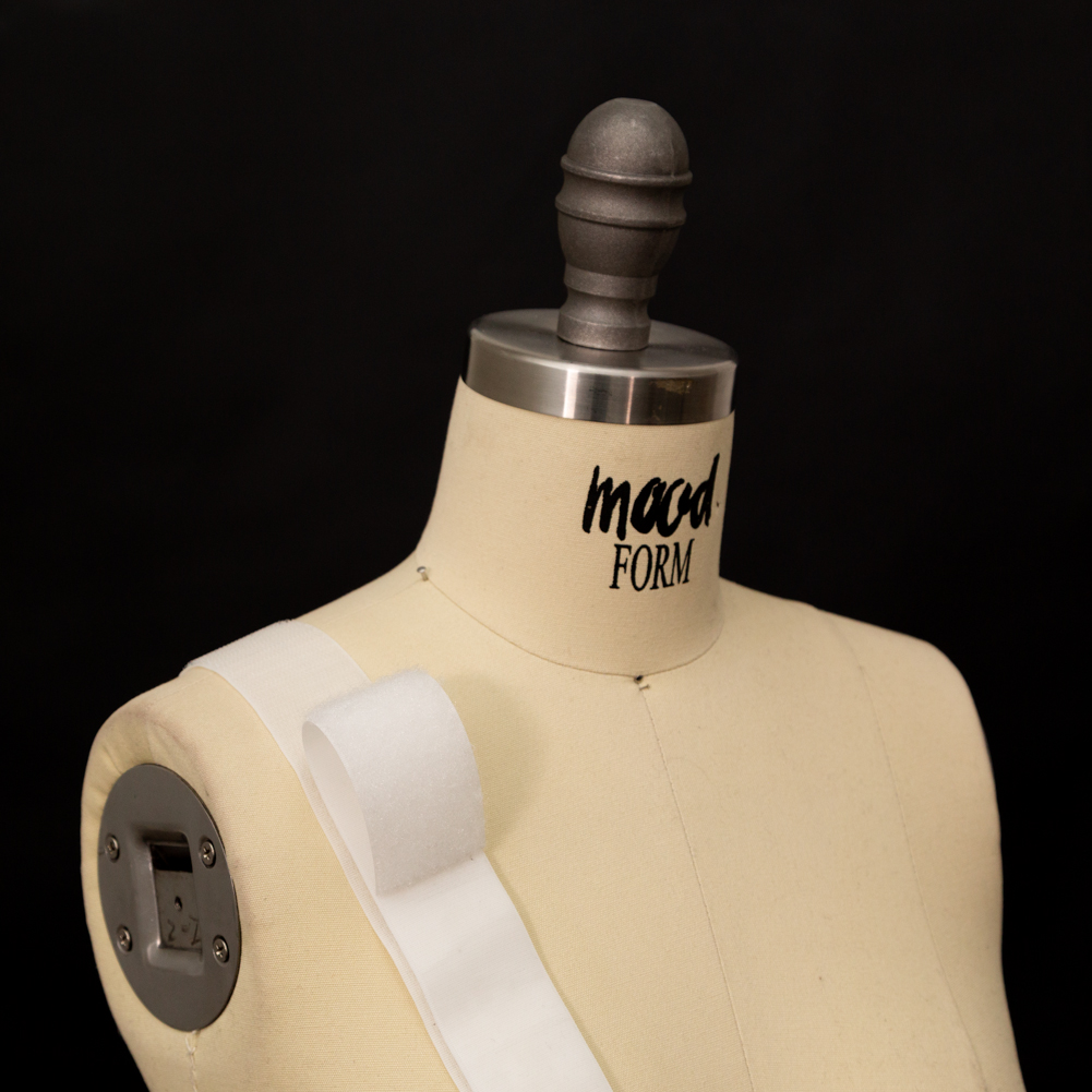 White Sticky Back VELCRO® Brand Fastener – 1.5″ White Sticky Back VELCRO® Brand Fastener – 1.5″