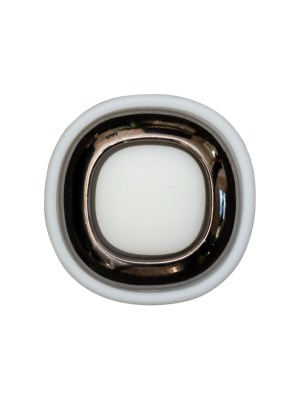 Italian White and Gunmetal 2-Piece Plastic Button – 34L/21.5mm Italian White and Gunmetal 2-Piece Plastic Button – 34L/21.5mm