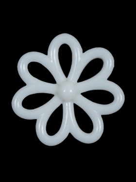 Italian White Flower Plastic Shank Back Button – 40L/25mm Italian White Flower Plastic Shank Back Button – 40L/25mm