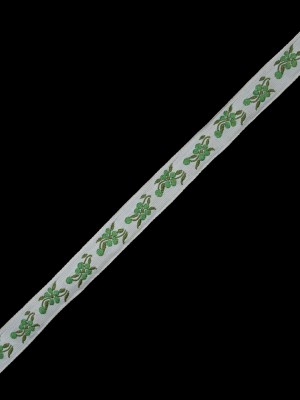 White and Green Floral Jacquard Ribbon – 0.625″ White and Green Floral Jacquard Ribbon – 0.625″