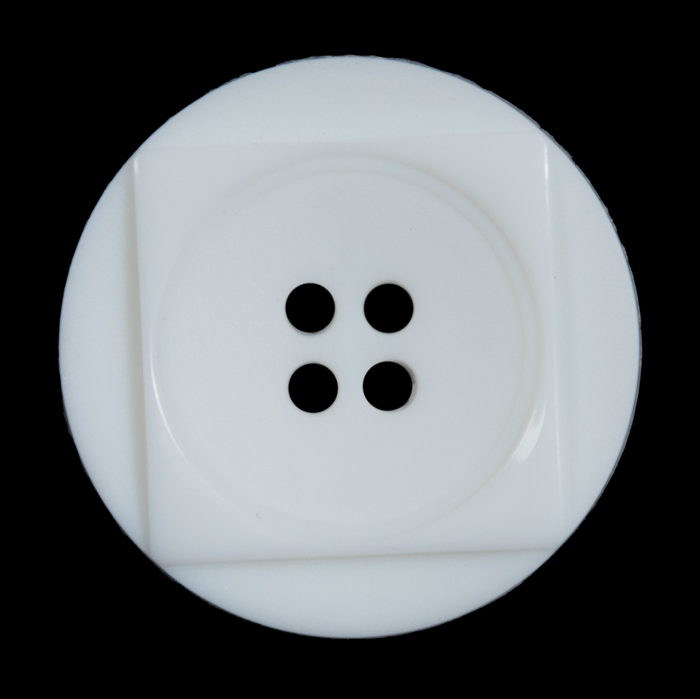 White Geometric 4-Hole Plastic Button – 54L/34mm White Geometric 4-Hole Plastic Button – 54L/34mm