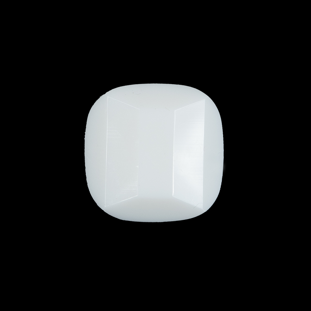 White Plastic Beveled Shank Back Button – 30L/19mm White Plastic Beveled Shank Back Button – 30L/19mm