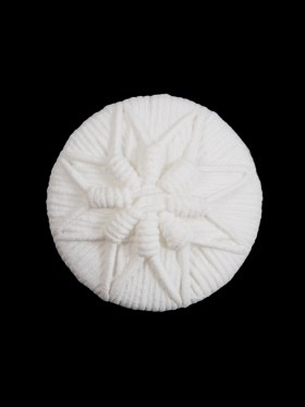 White Plastic Floral Shank Back Button – 36L/23mm White Plastic Floral Shank Back Button – 36L/23mm