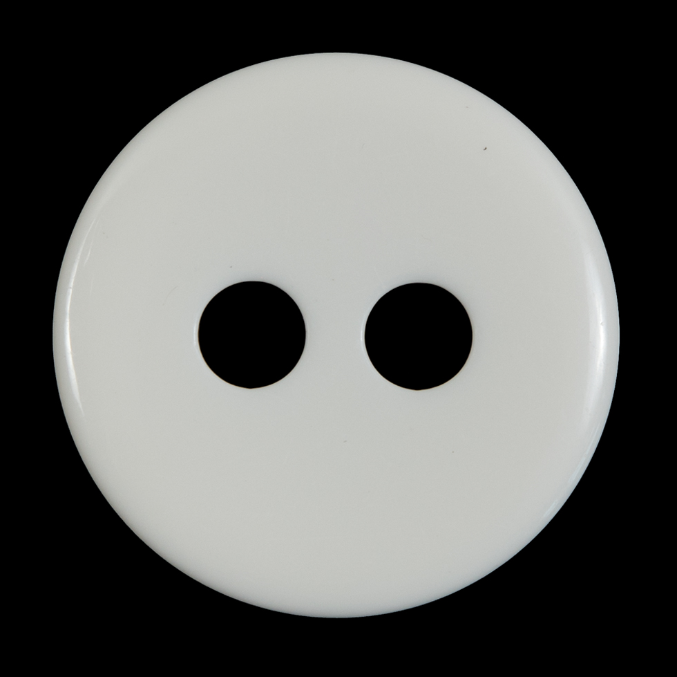Ivory Plastic 2-Hole Button – 54L/34mm Ivory Plastic 2-Hole Button – 54L/34mm