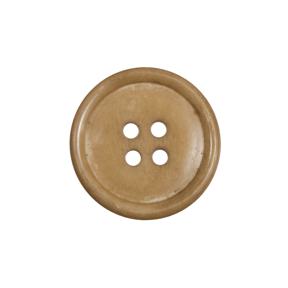 Light Tan Horn 4-Hole Button – 36L/23mm Light Tan Horn 4-Hole Button – 36L/23mm
