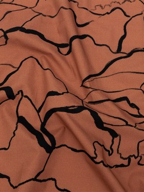 Mood Exclusive Carmine Rose Mountain Brushstrokes Cotton Poplin Mood Exclusive Carmine Rose Mountain Brushstrokes Cotton Poplin