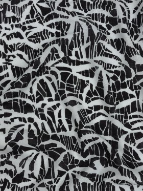 Lightweight Viscose-Linen Woven Print – Black and White Abstract – Mood Exclusive Shattered Glass Lightweight Viscose-Linen Woven Print – Black and White Abstract – Mood Exclusive Shattered Glass