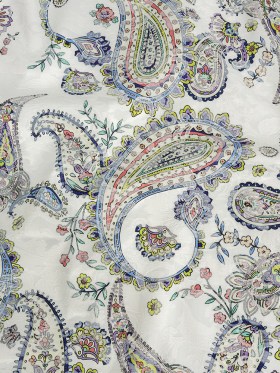 Stretch Floral Jacquard Print – Navy and White Paisley – Mood Exclusive Grandiose Gems Stretch Floral Jacquard Print – Navy and White Paisley – Mood Exclusive Grandiose Gems
