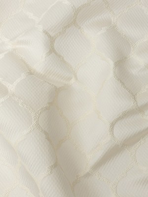 Satin-Faced Jacquard – Ivory Moroccan Quatrefoil – British Imported Satin-Faced Jacquard – Ivory Moroccan Quatrefoil – British Imported