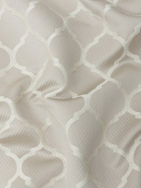 Satin-Faced Jacquard – Oyster Moroccan Quatrefoil – British Imported Satin-Faced Jacquard – Oyster Moroccan Quatrefoil – British Imported